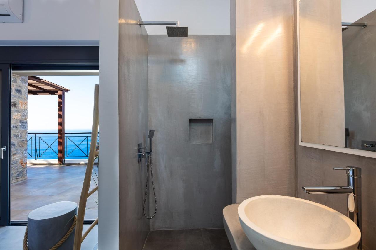 Villa Sea-Esta, Adults Only Sellia  Экстерьер фото